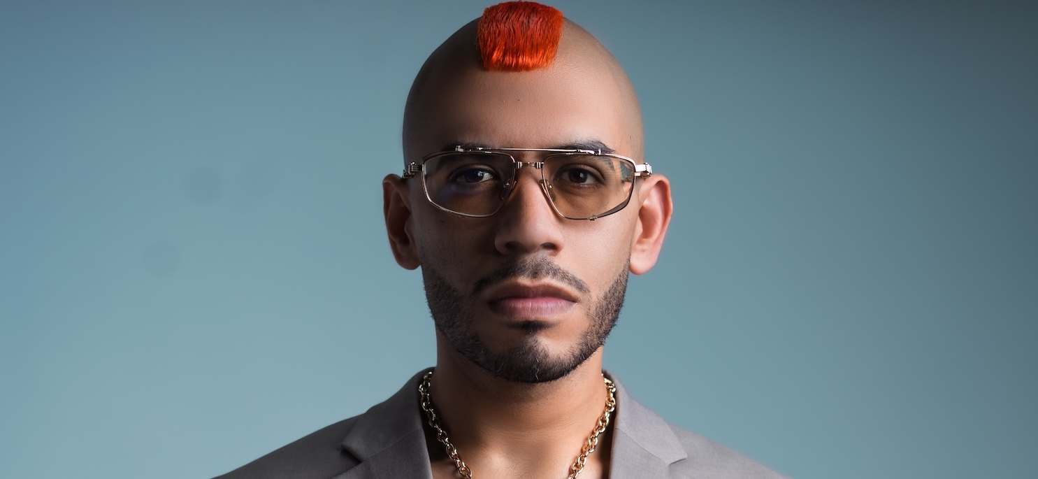 https://www.tiktok.com/@ferarizam